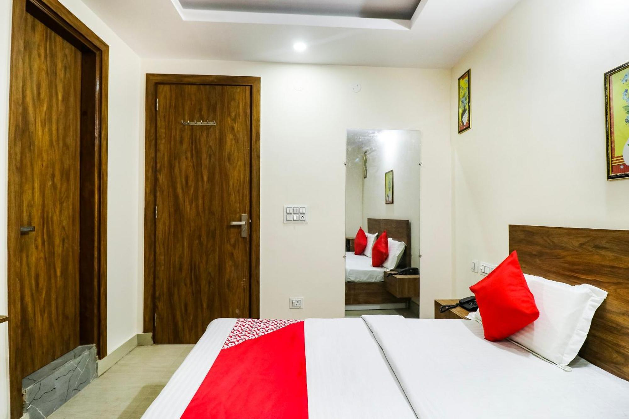 Hotel O The Vansh Balaji Hot Faridabad Buitenkant foto